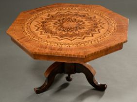 Octagonal coffee table with fine "star" intarsia in tabletop and inlaid ornamental bands, h. 50cm, 