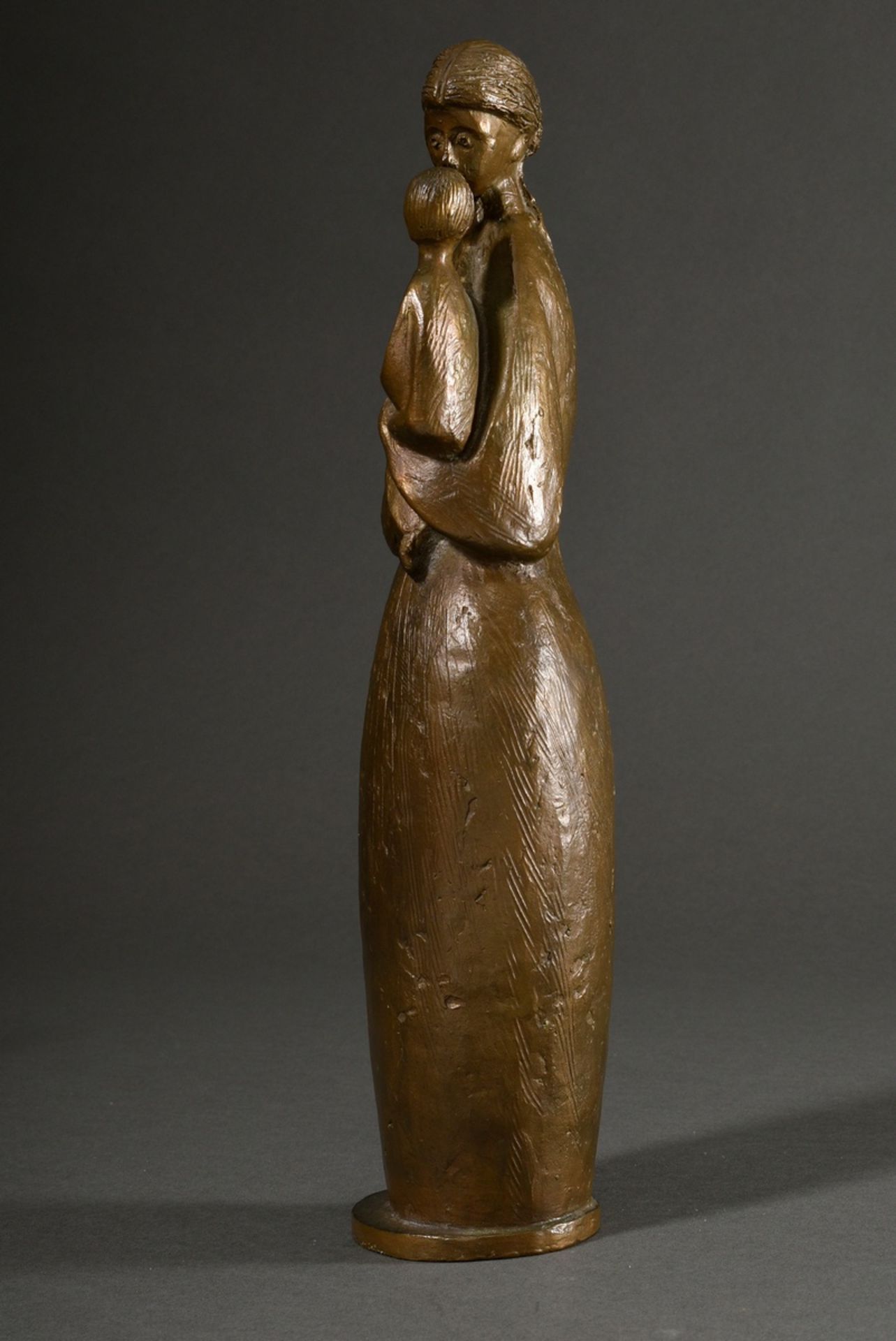 Baron, Josef (1920-2020) "Stehende Mutter Gottes mit Kind", Bronze, H. 36,5m - Bild 4 aus 6
