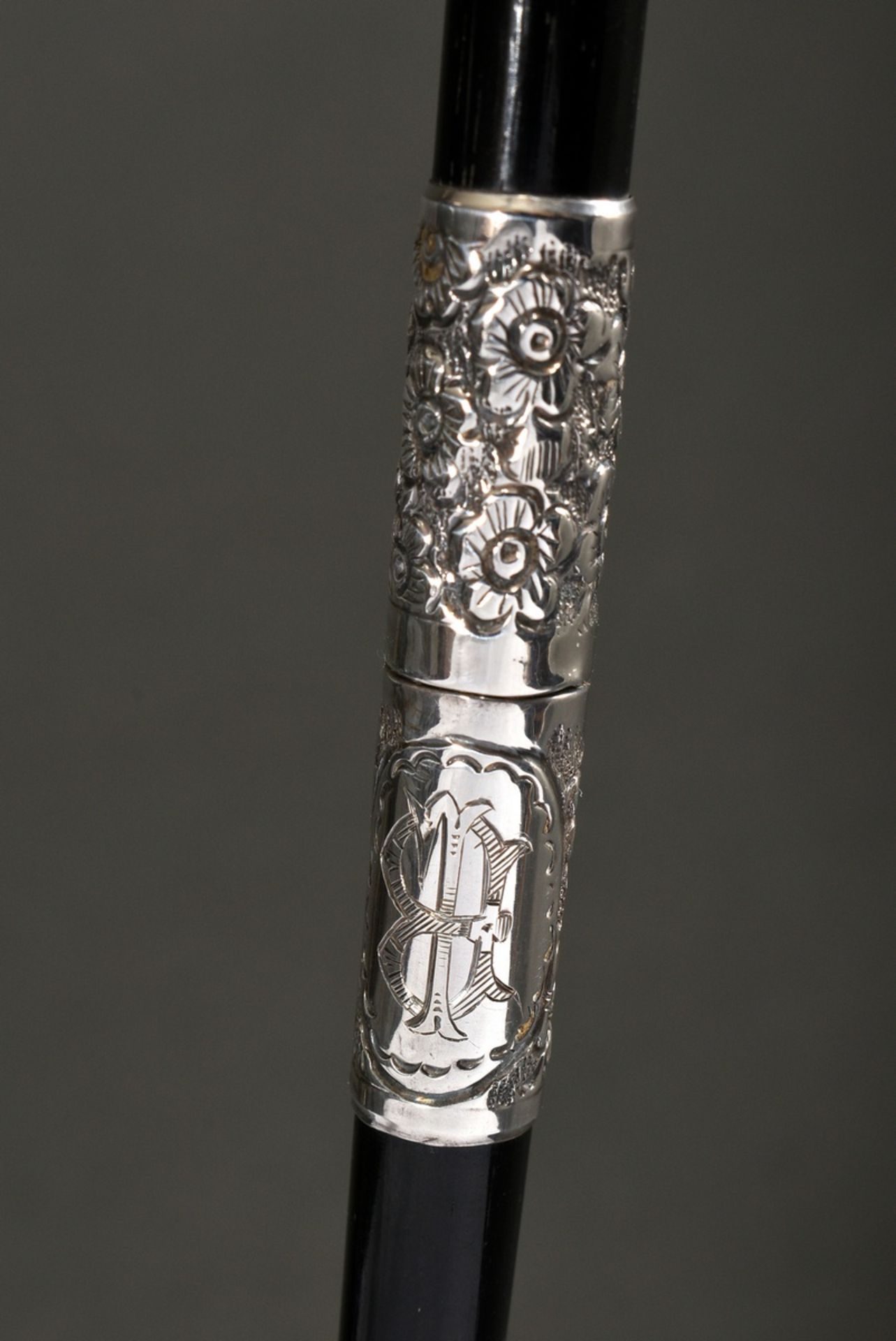 Conductor's baton in original leather case, ebonised wooden shaft with floral ornamented silver 925 - Image 6 of 7