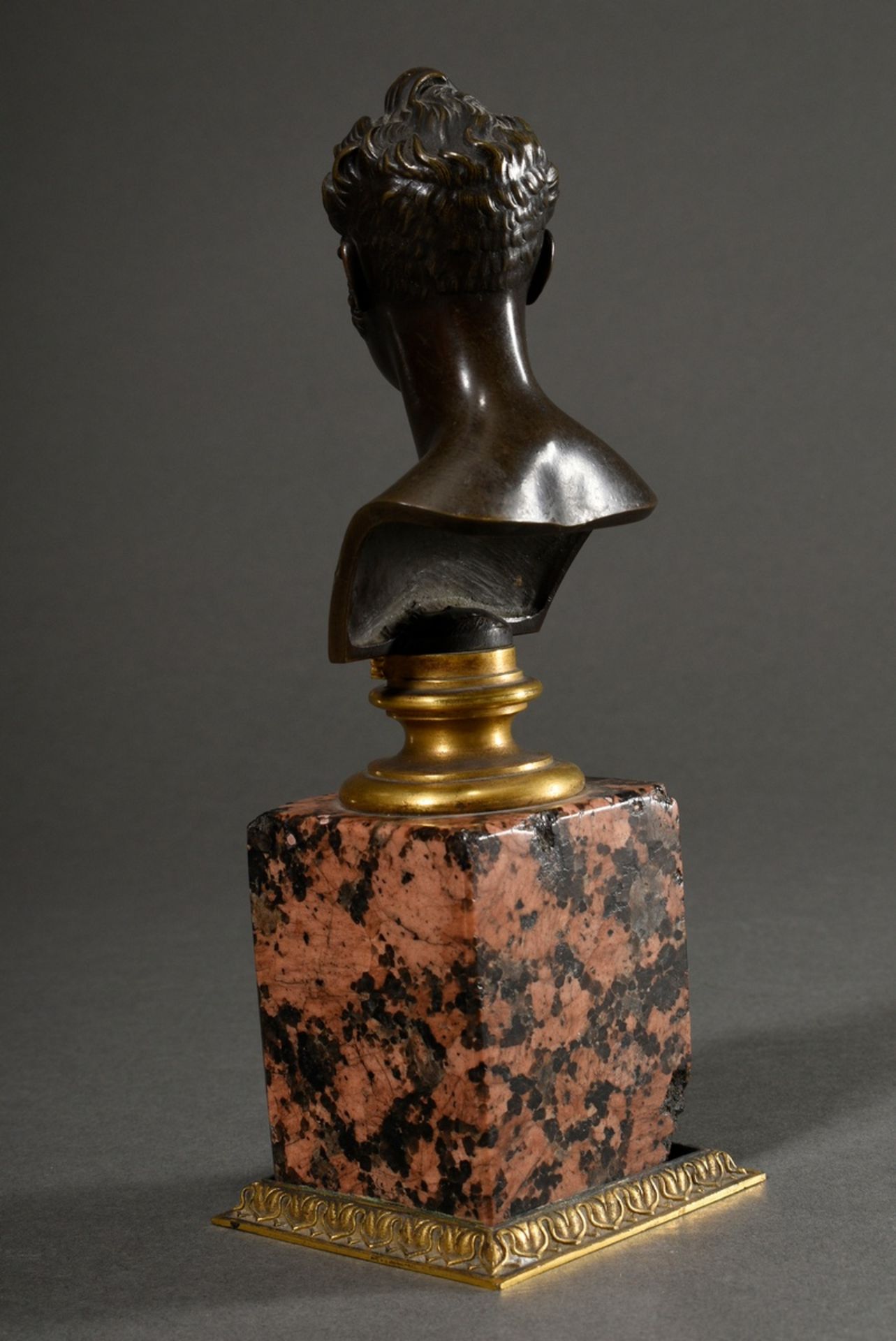 Rauch, Christian Daniel (1777-1857) Büste "Zar Nikolaus I (1796-1855)", brunierte Bronze auf feuerv - Bild 4 aus 8