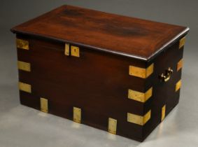 Mahogany sea chest with brass fittings and beautiful patina, 19th c., 55x91x62cm, lock missing, sig