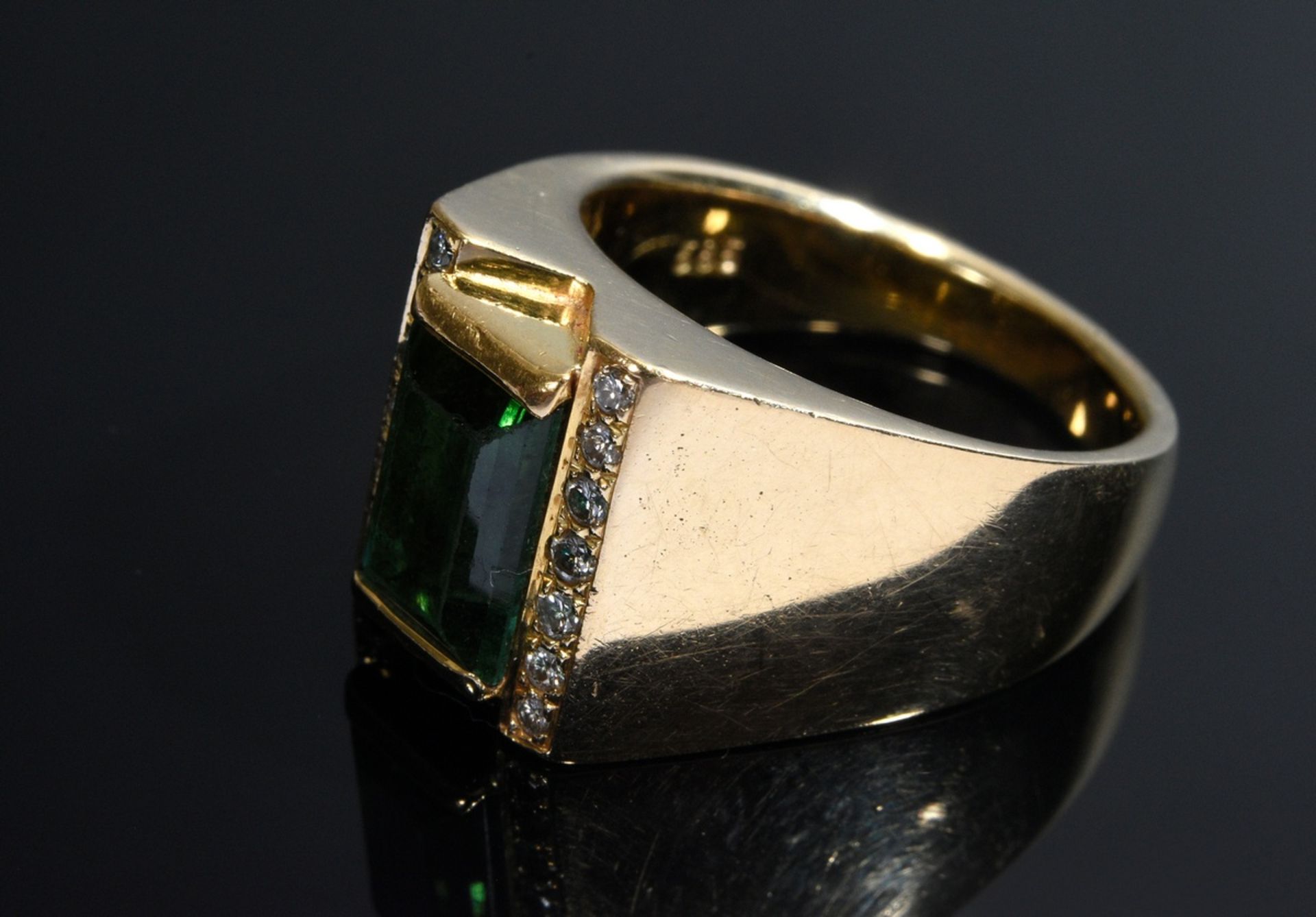 Gelbgold 585 Ring mit Baguette Turmalin in seitlichen Brillant Schienen (zus. ca. 0.15ct/SI-W), 15, - Bild 3 aus 4