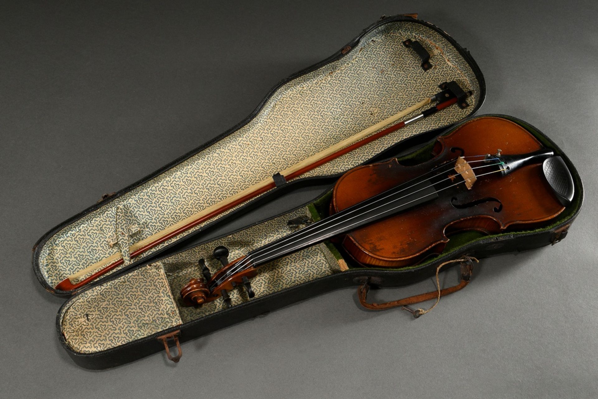 German violin, 1st half of the 20th century, split back, without facsimile label, sound post is sta - Image 13 of 17