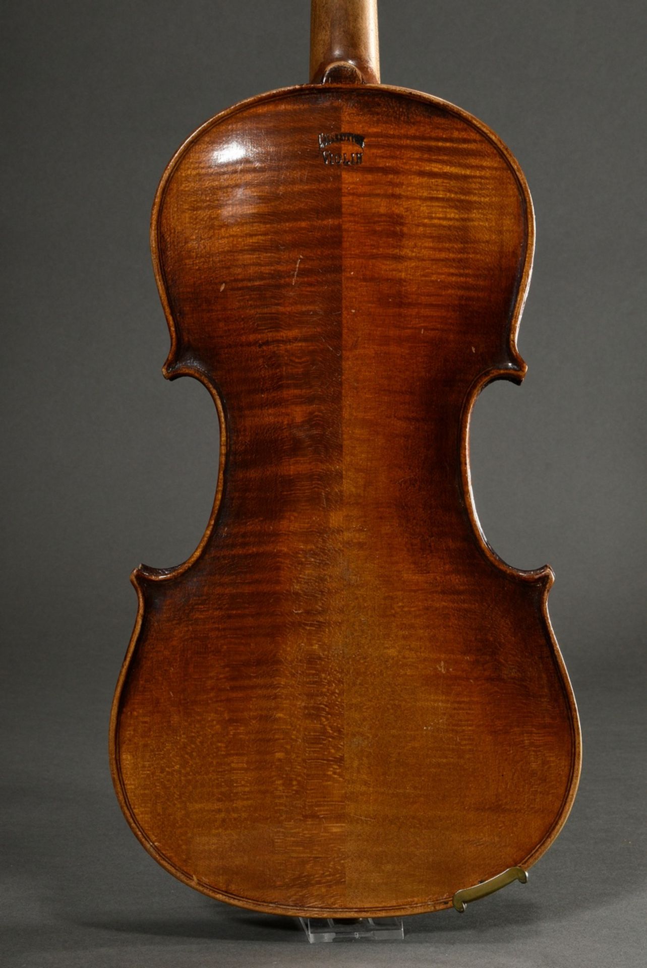 Deutsche Geige, wohl Sachsen um 1900, ohne Zettel, rückseitig gestempelt "Conservatory Violin", zwe - Bild 3 aus 12
