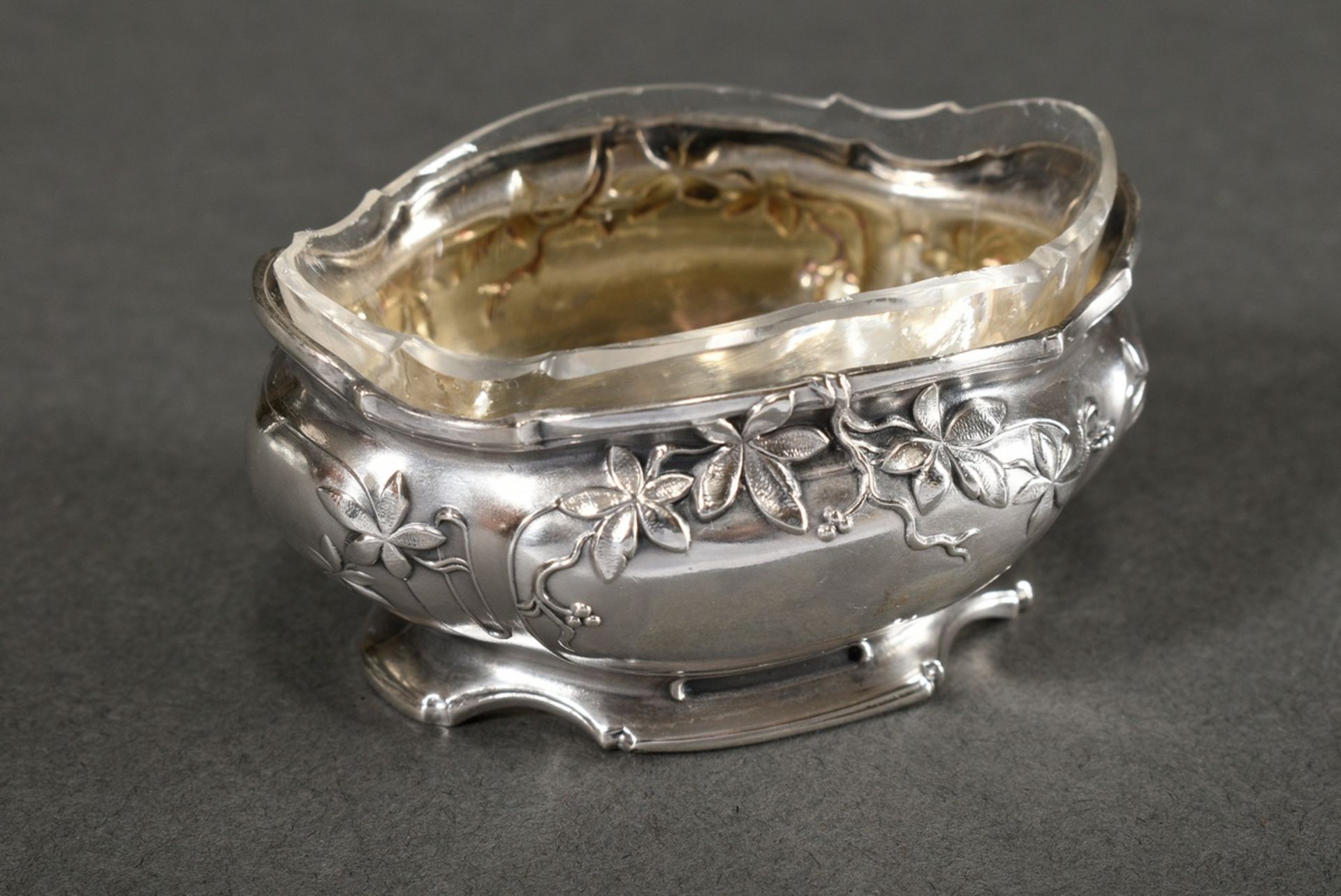 3 Various salvers with faceted glass inserts, silver, total 153g (no glass): Pair of plain on three - Image 3 of 7