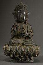 Sitzender Bodhisattva in Dharmachakra Mudra auf Lotosthron, China, Ming Dynastie, 2teilig, H. 30cm,