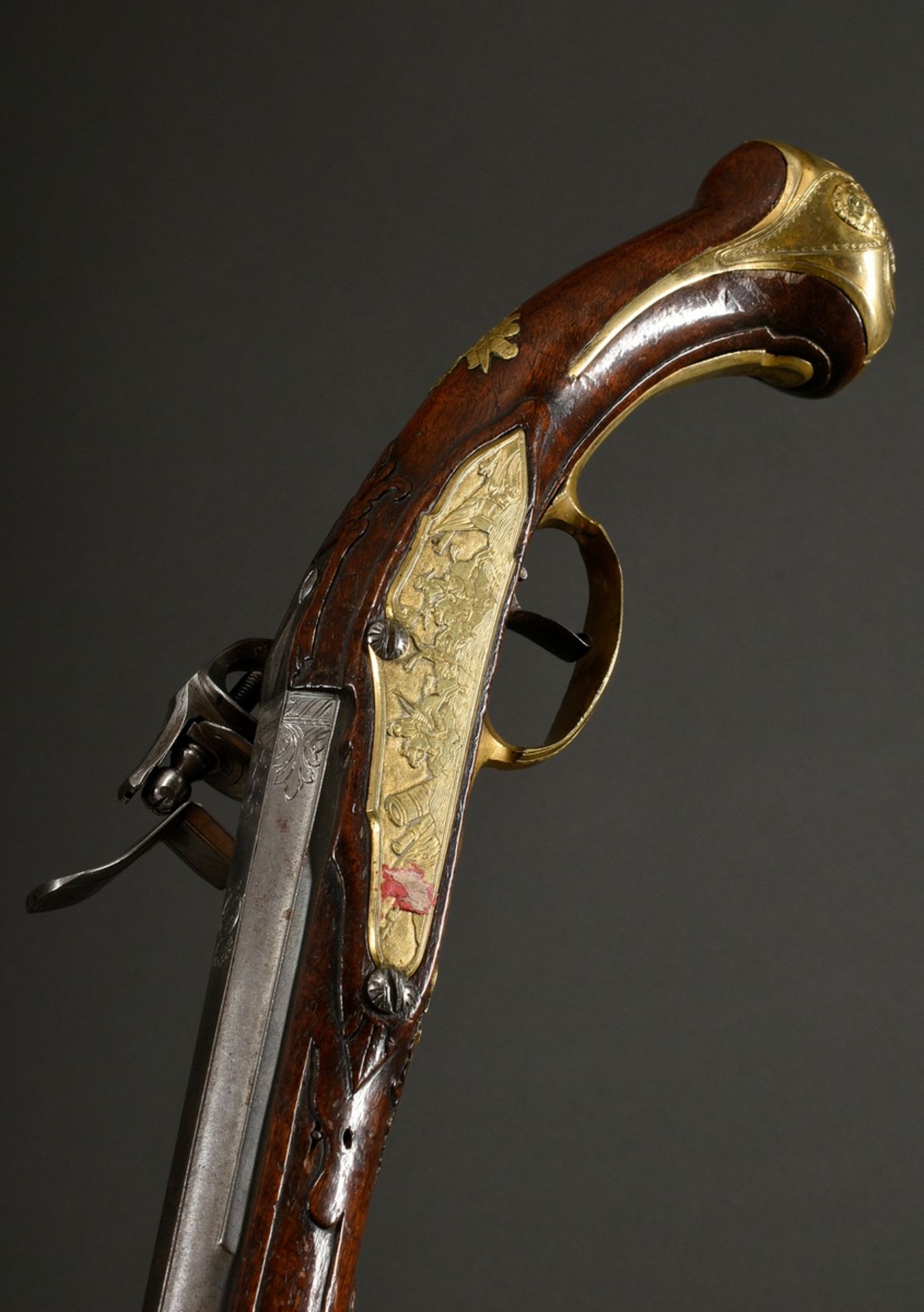 Muzzle loading flintlock cavalry pistol with iron barrel and brass gilt, finely engraved fittings " - Image 16 of 21