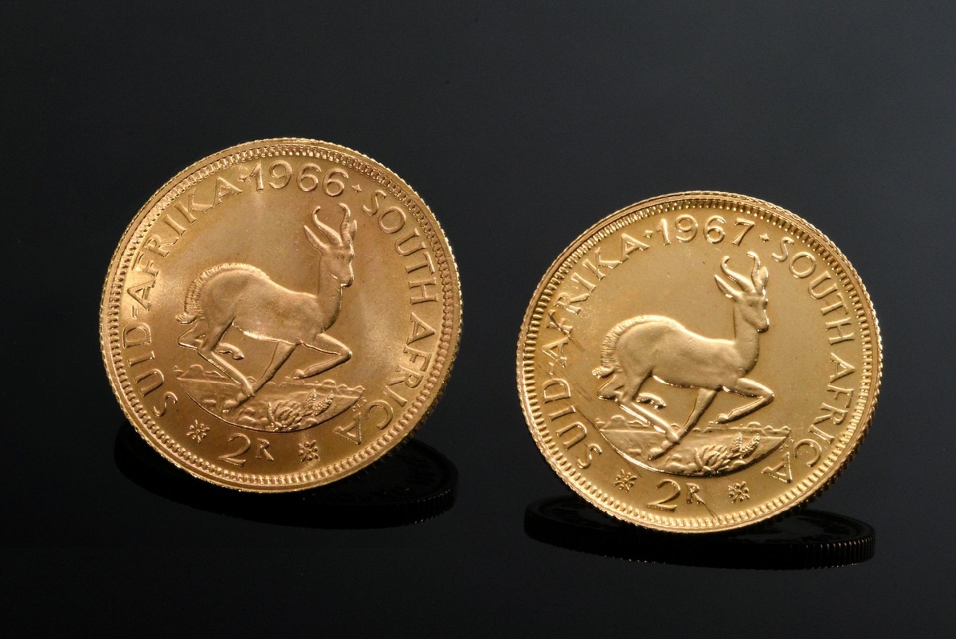 2 Yellow gold 916 "2 Rand Krugerrand" coins, 1966 and 1967, South Africa, total 16g, Ø 2.2cm