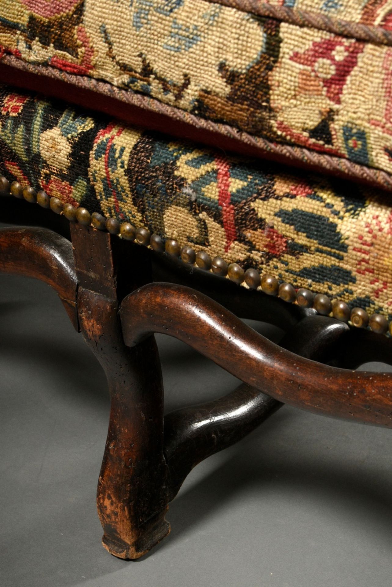 William & Mary "Loveseat" bench with carved frame and original embroidered upholstery "Lovers and H - Image 4 of 10