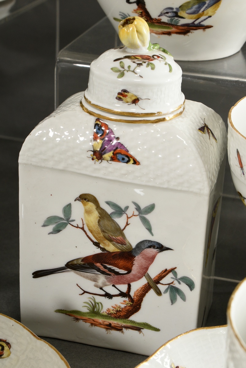 21 Pieces Meissen service with polychrome "Bird and Insects" painting on Ozier relief, c. 1750, con - Image 9 of 27