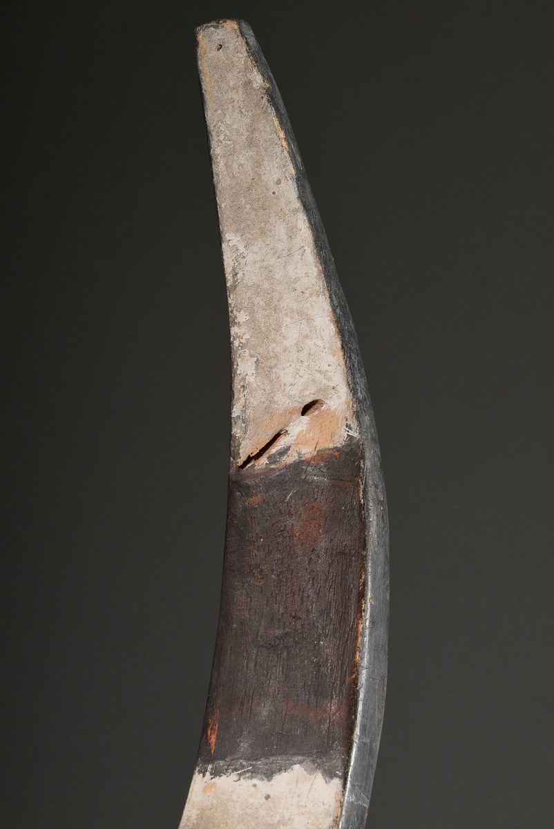 Guro buffalo mask, "Glo" or "Zewe" mask, West Africa/ Ivory Coast, 1st half 20th c., wood, traces o - Image 6 of 14