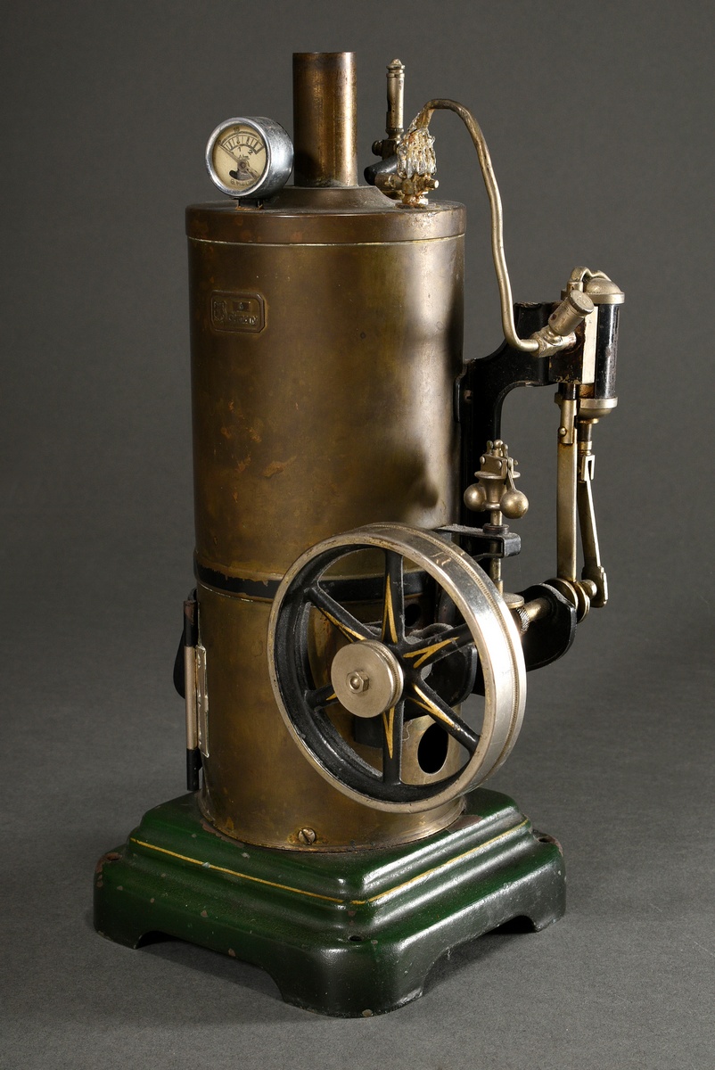 Märklin steam engine, vertical steam engine with black painted fire door and nickel-plated fittings