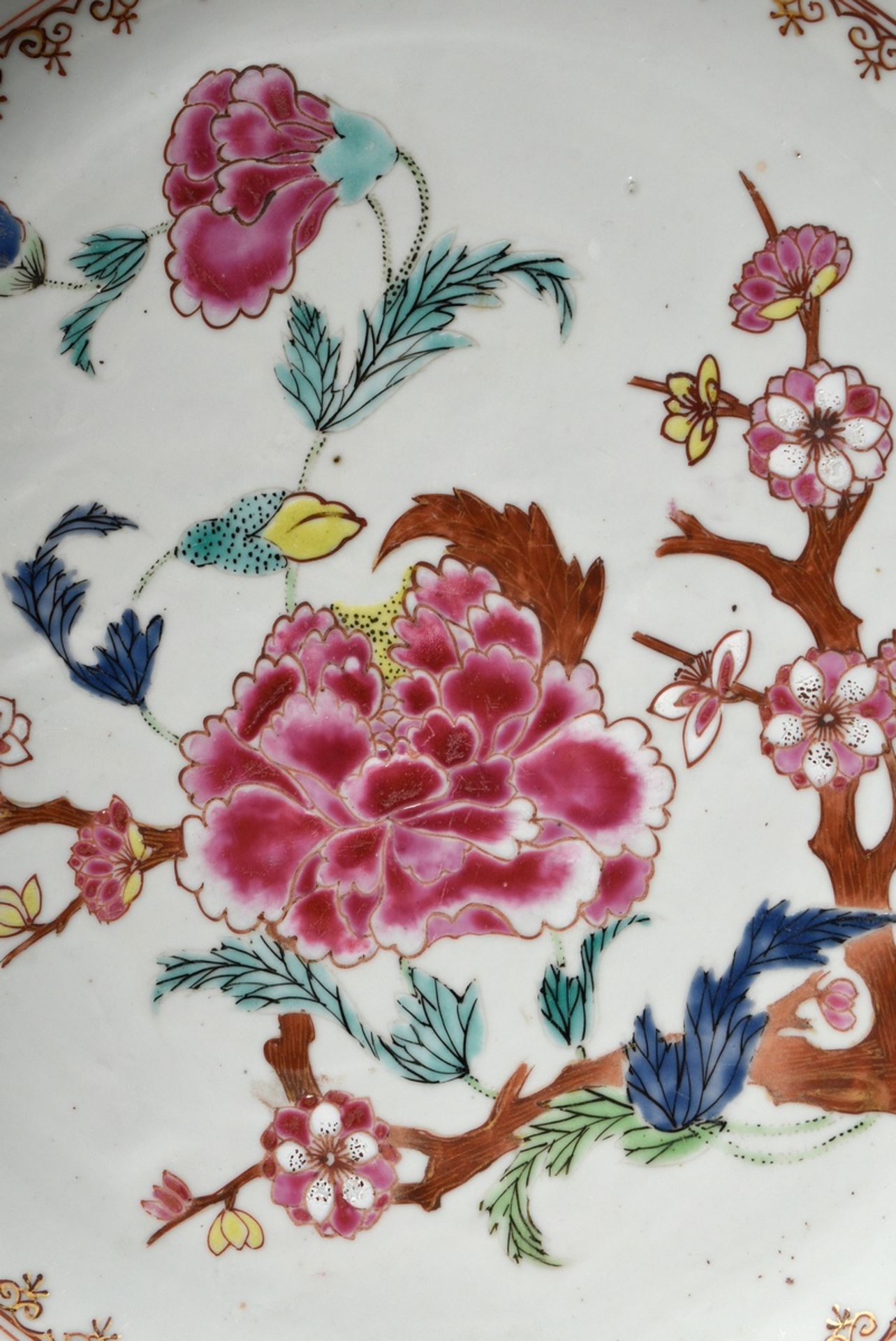 Großer Chine de Command Teller mit floraler Familie Rose Malerei, Qianlong Dynastie, China 18.Jh.,  - Bild 6 aus 11