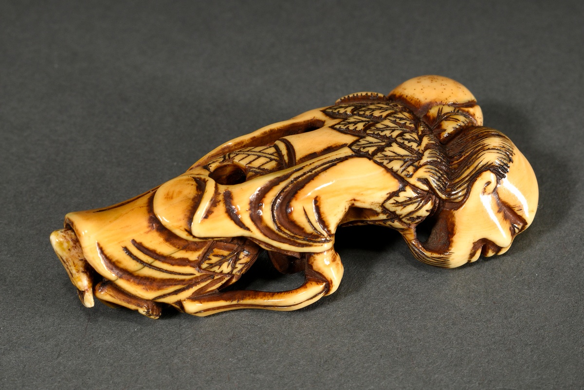 Elfenbein Netsuke "Stehender Sennin mit Flaschenkürbis", 19.Jh., verschieden große Himotoshi, schön - Bild 2 aus 6