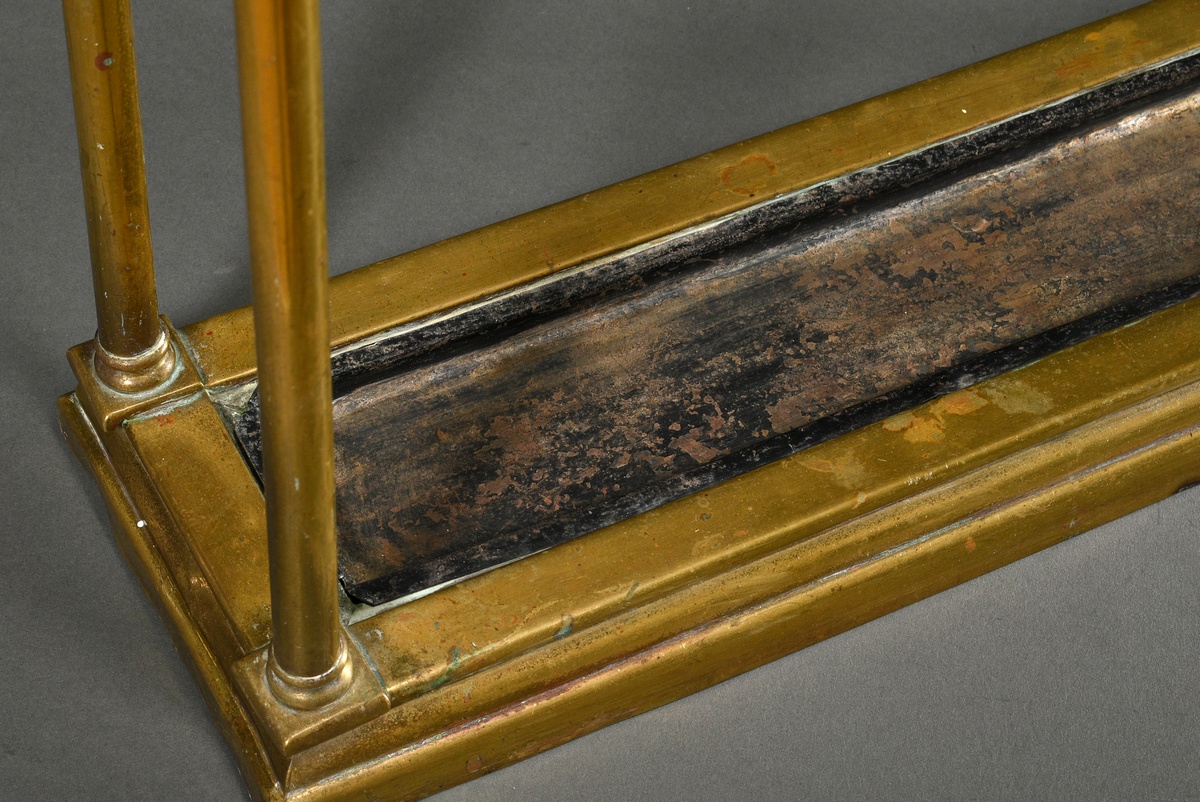 Brass umbrella stand in simple rectangular shape with black lacquered drip tray, around 1900, 62.5x - Image 3 of 3