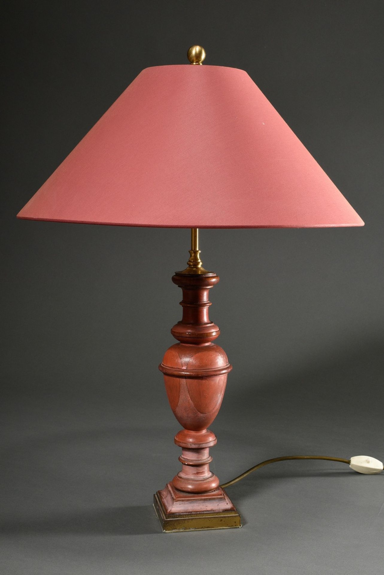 Table lamp with turned baluster body on a square plinth, wood, coloured rust-red, h. 63cm