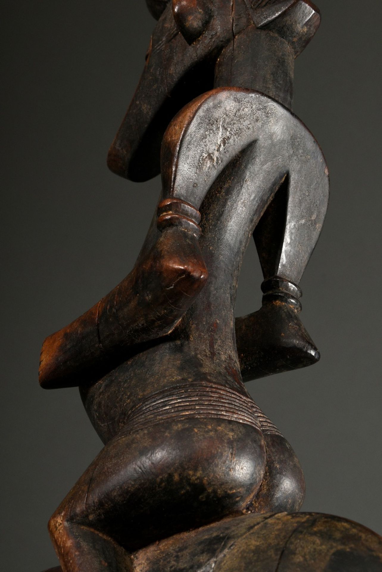 Reiter Figur im Stil der Senufo, West Afrika/ Elfenbeinküste, 2. Hälfte 20.Jh., H. 44cm, Alters- un - Bild 11 aus 13