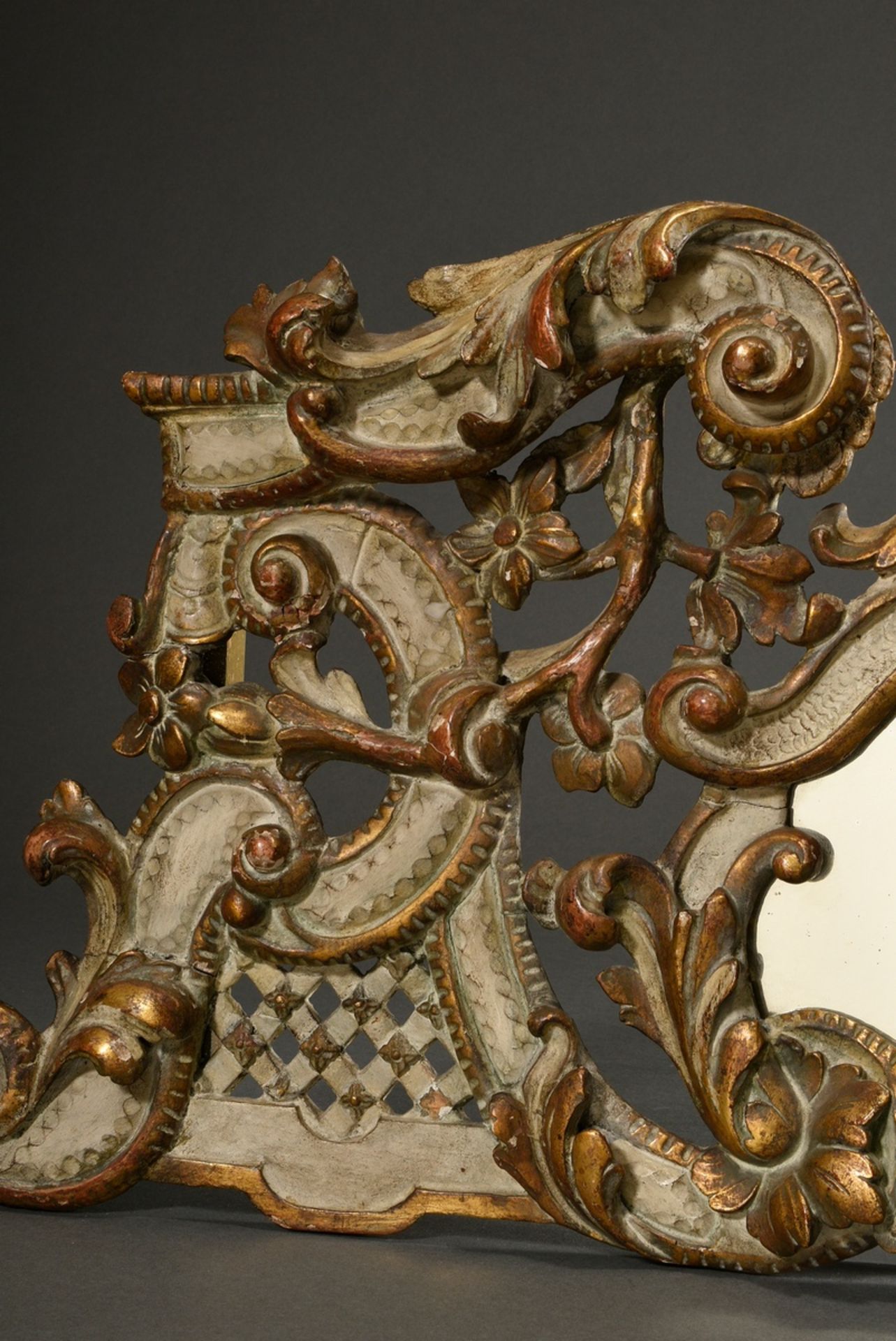 Elaborately carved and finely pierced supraport with volutes, garlands of flowers, latticework and  - Image 3 of 9
