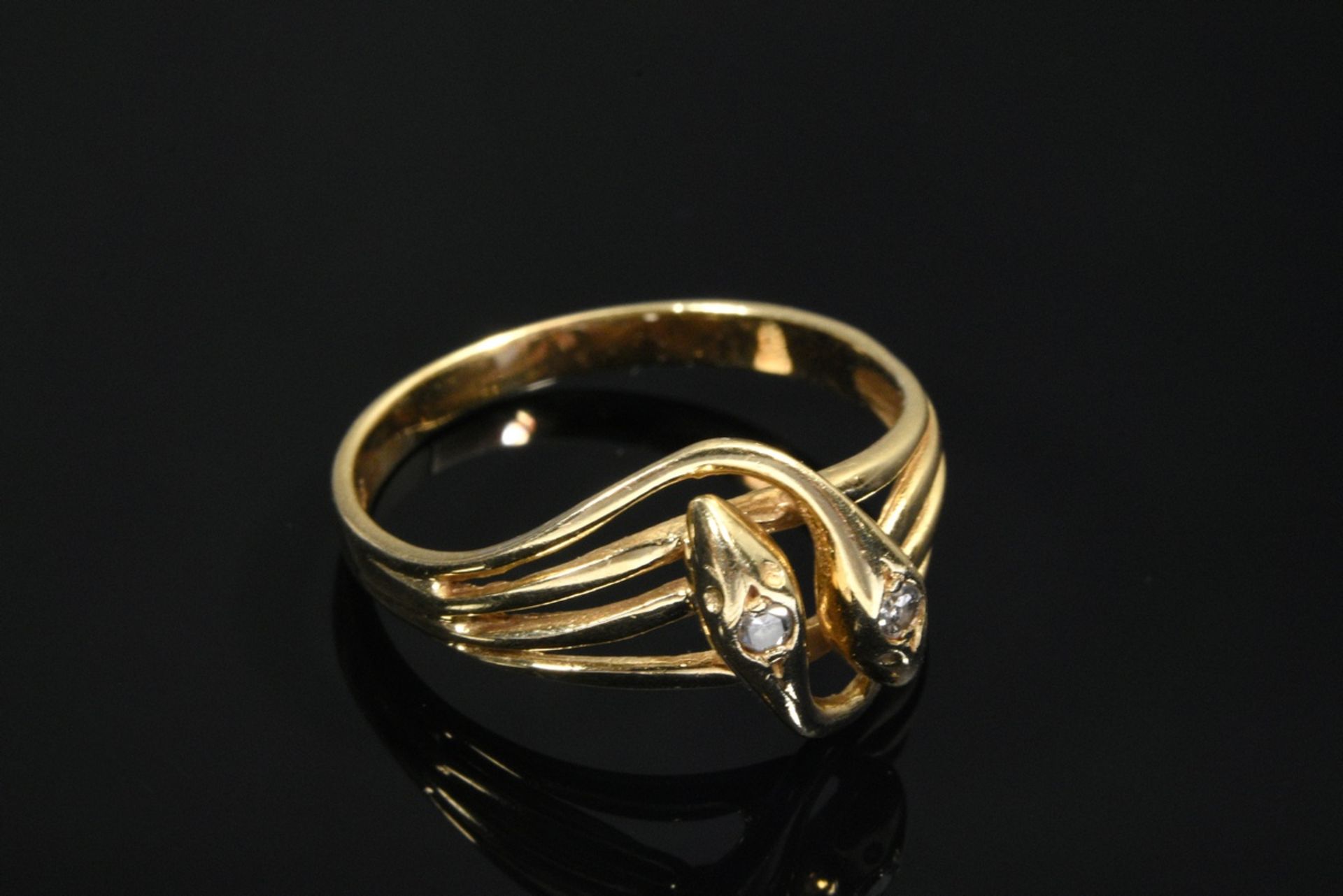 Delicate yellow gold 585 double snake ring with small octagonal diamonds (approx. 0.06/SI/W), 3g, s - Image 2 of 4
