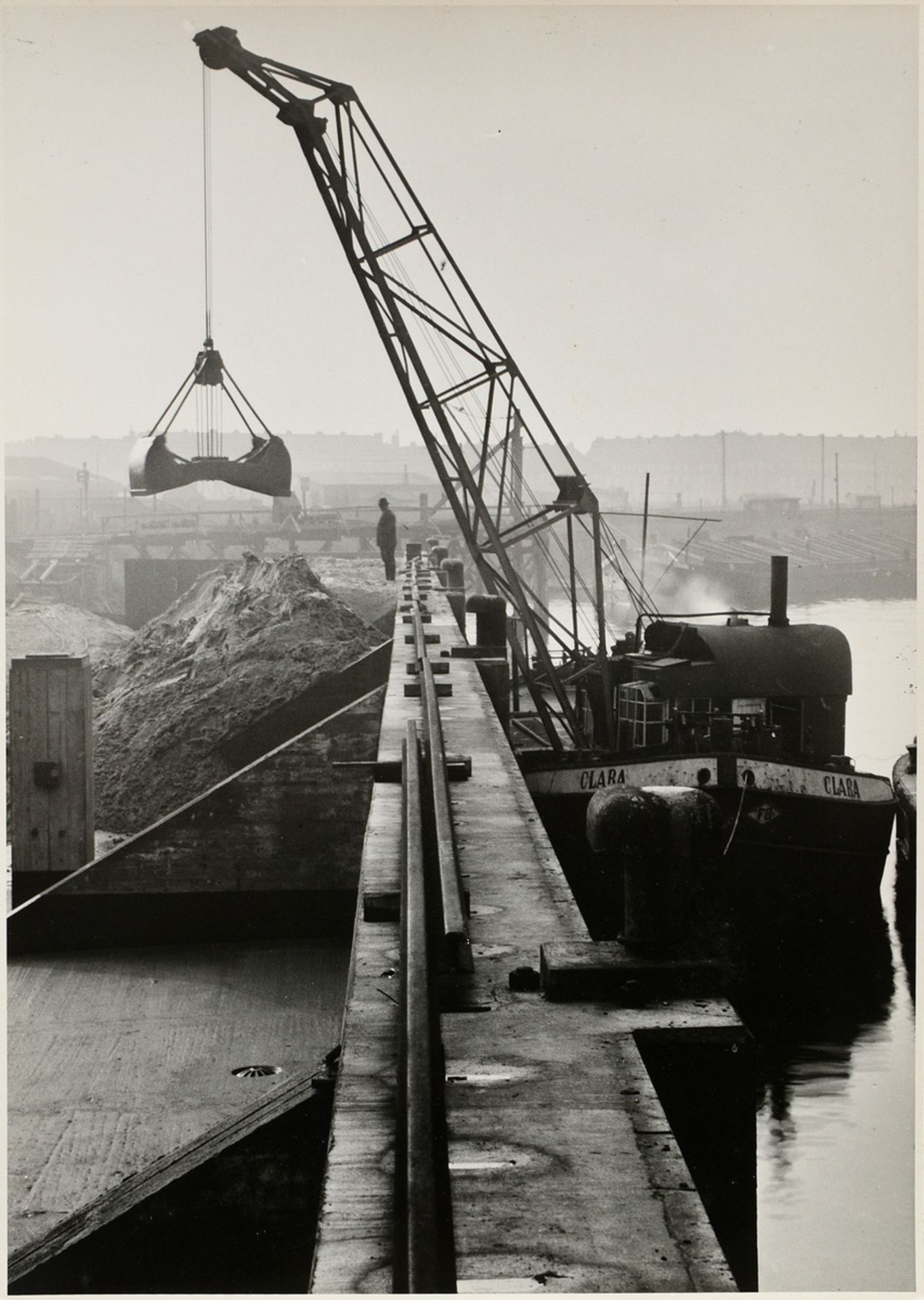 31 Renger-Patzsch, Albert (1897-1966) "Beton- und Brückenbau", Fotografien, verso gestempelt, 14x c - Bild 13 aus 19