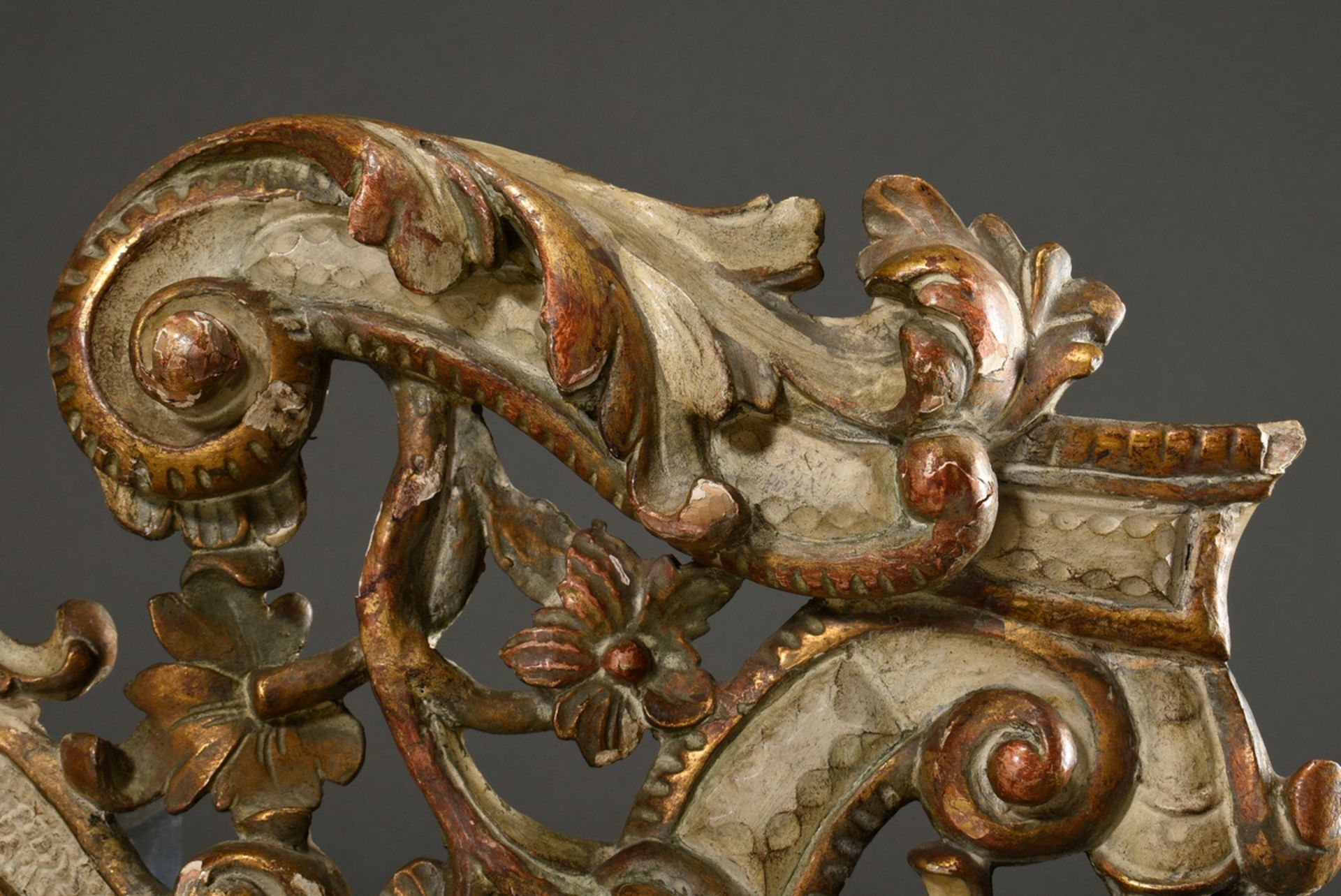 Elaborately carved and finely pierced supraport with volutes, garlands of flowers, latticework and  - Image 4 of 9