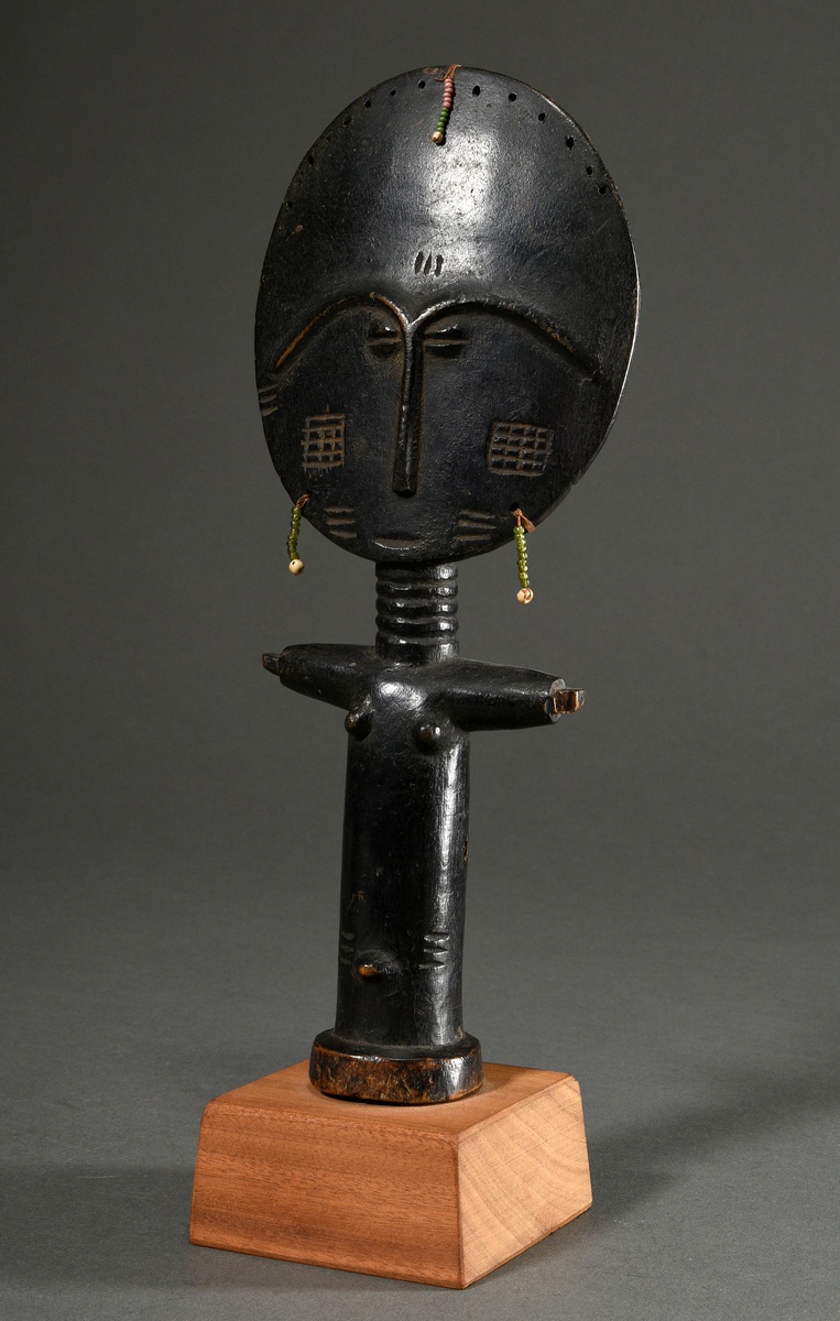Ancient figure of the Ashanti, so-called "Akuaba", West Africa/ Ghana, early 20th century, wooden d - Image 2 of 8