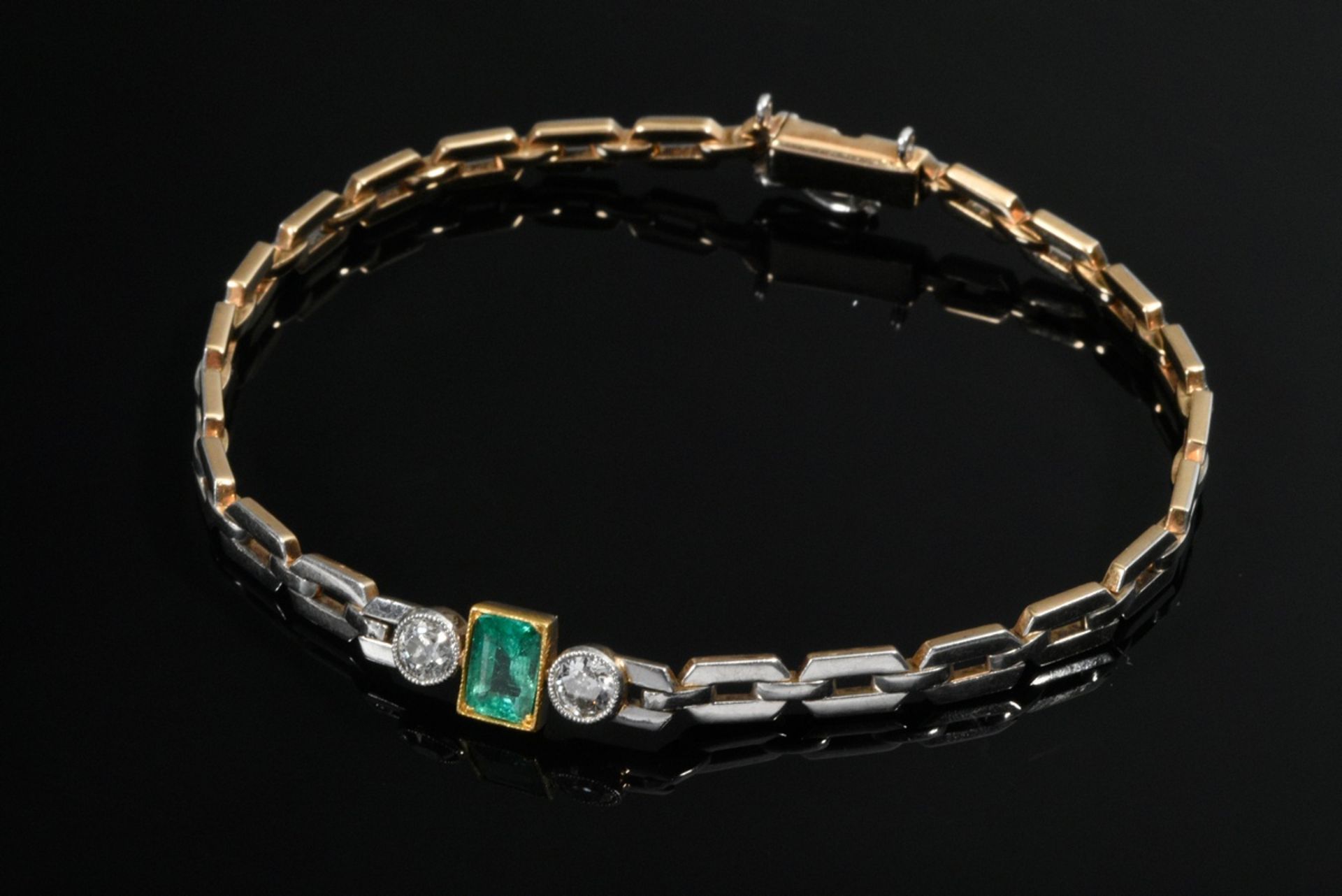 Delicate platinum-plated yellow gold 585 chain bracelet with emerald (0.60ct) and 2 old-cut diamond