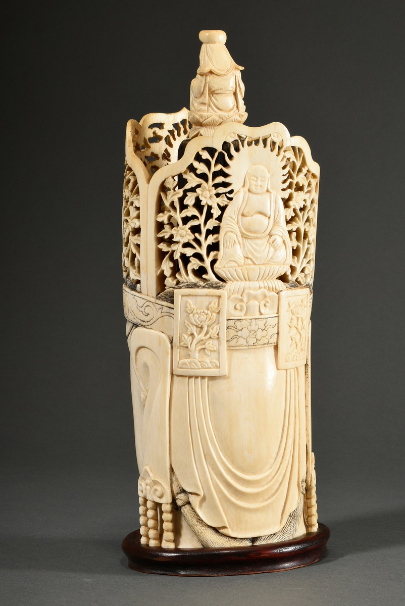 Large ivory carving ‘Head of Guanyin’ with openwork crown and depiction of Buddha with two adorants - Image 6 of 11
