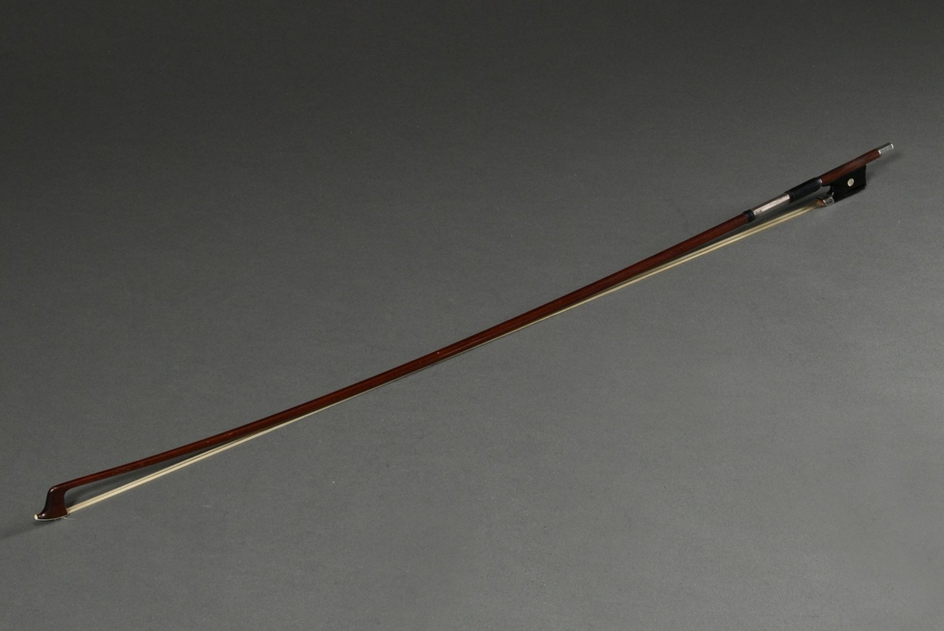Master violin bow, probably Saxony 1st half of the 20th century, without branding, octagonal to rou - Image 10 of 10