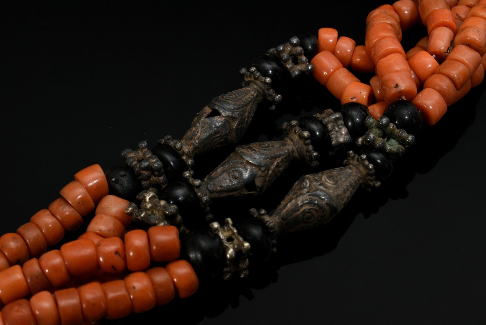 Tajik wedding necklace of 5 alternating strands of coral and 3 strands of silver and glass beads wi - Image 3 of 6