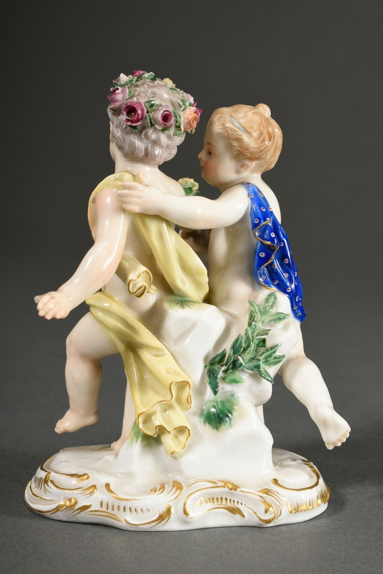 Meissen Figur "Tanzendes Blumenpaar", polychrom bemalt  auf goldstaffiertem Rocaillesockel, Modelln - Bild 3 aus 10