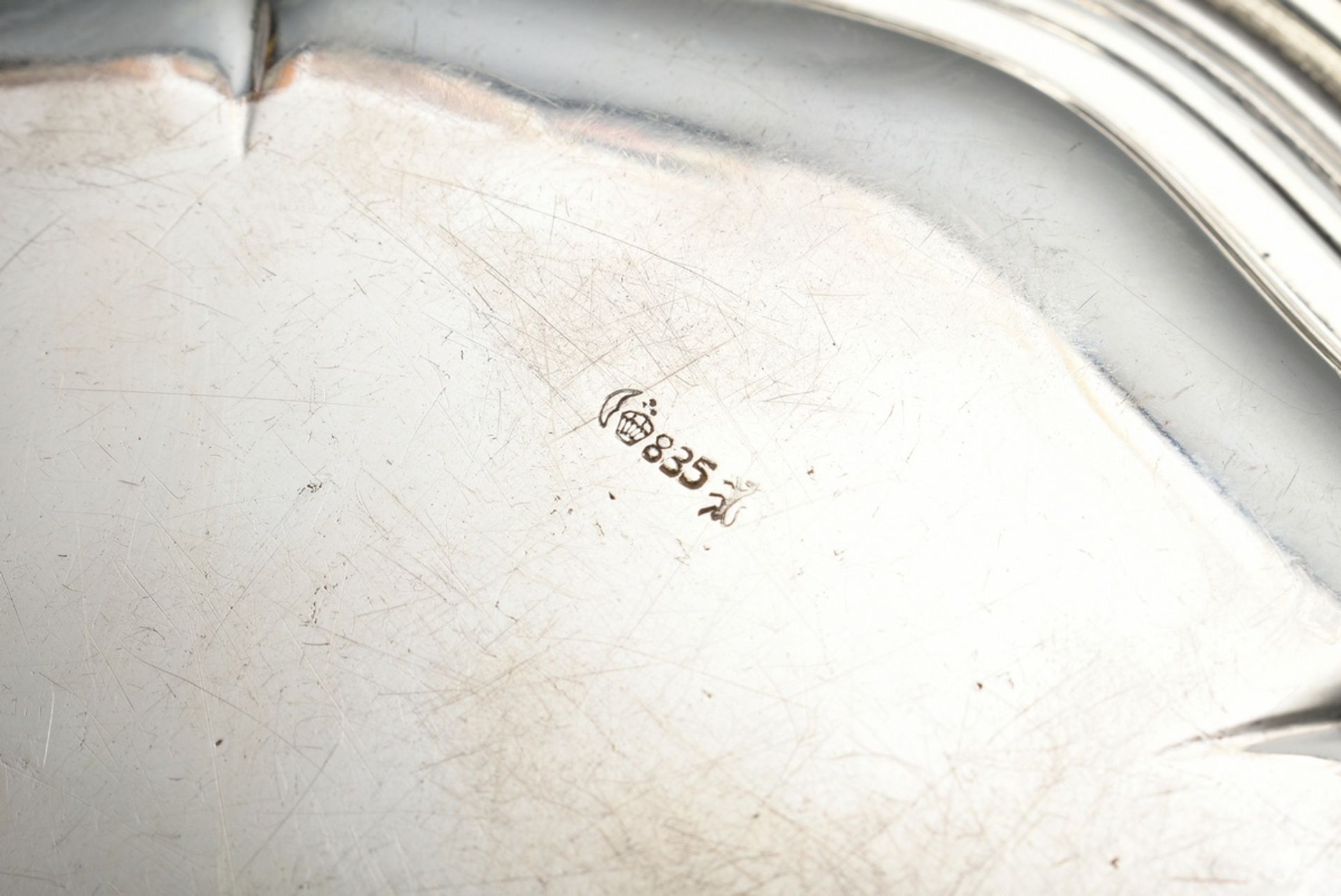 Ovales Tablett mit Chippendale Rand, Silber 835, 202g, 25x18,5cm, Gebrauchspuren - Bild 3 aus 3
