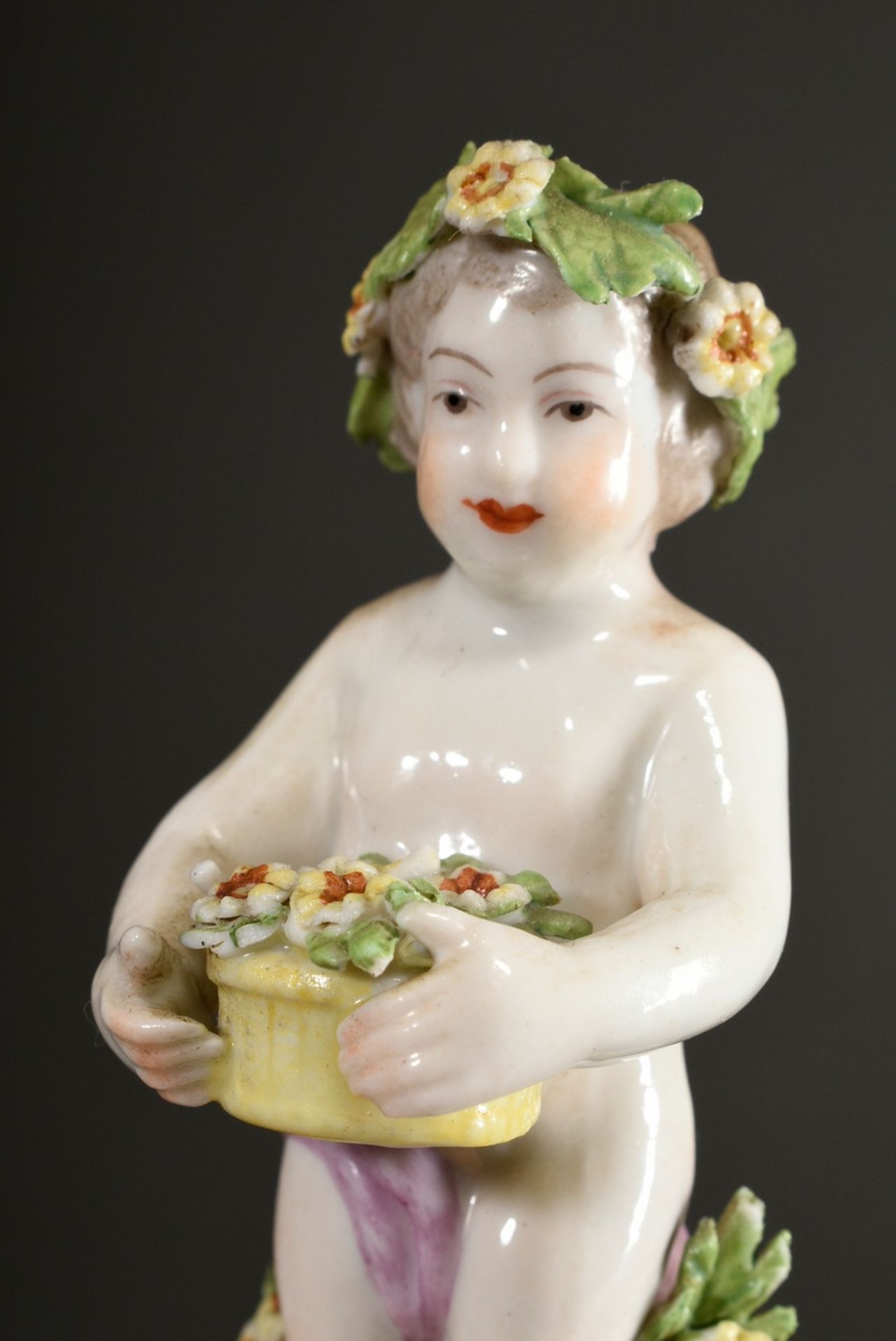 4 Mennecy-Villeroy Sceaux porcelain figurines "Putti with flower baskets", France c. 1740/1760, h.  - Image 5 of 9
