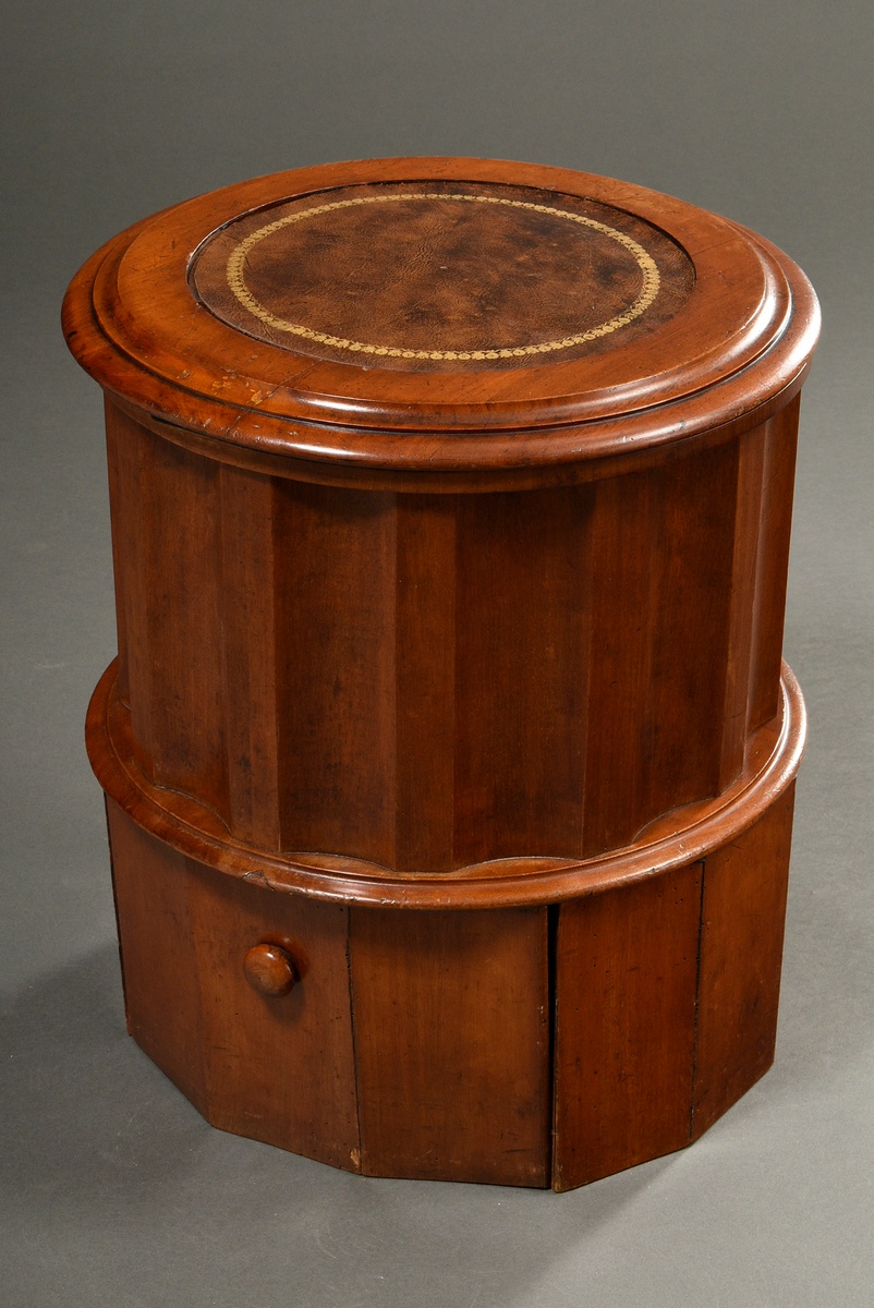 English library toilet in column form, mahogany with gold-punched brown leather on the top, around 