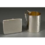 2 Diverse Teile chinesisches Silber: Etui mit leerer Gravurkartusche (8x6,3cm) und konischer Becher