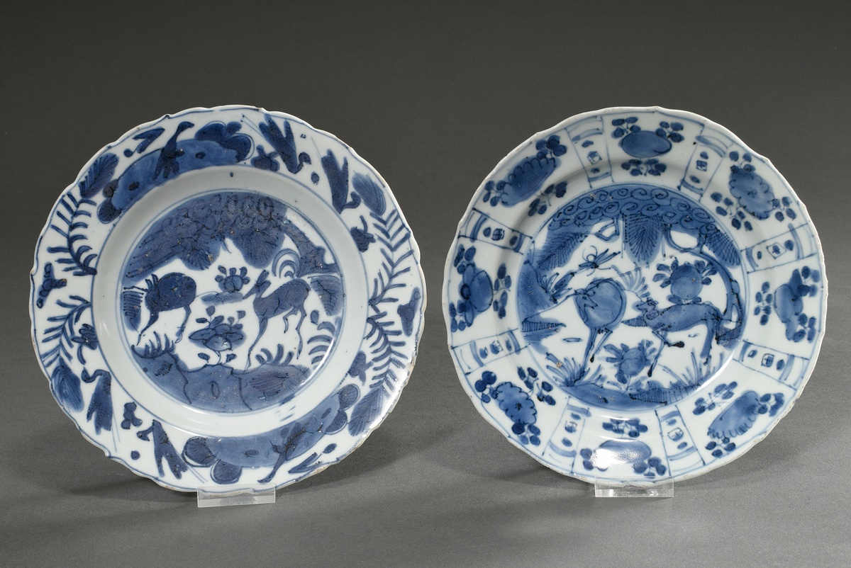 3 Various pieces of Chinese export porcelain with blue painting decoration: 2 plates (Ø 20/20.5cm)  - Image 9 of 11