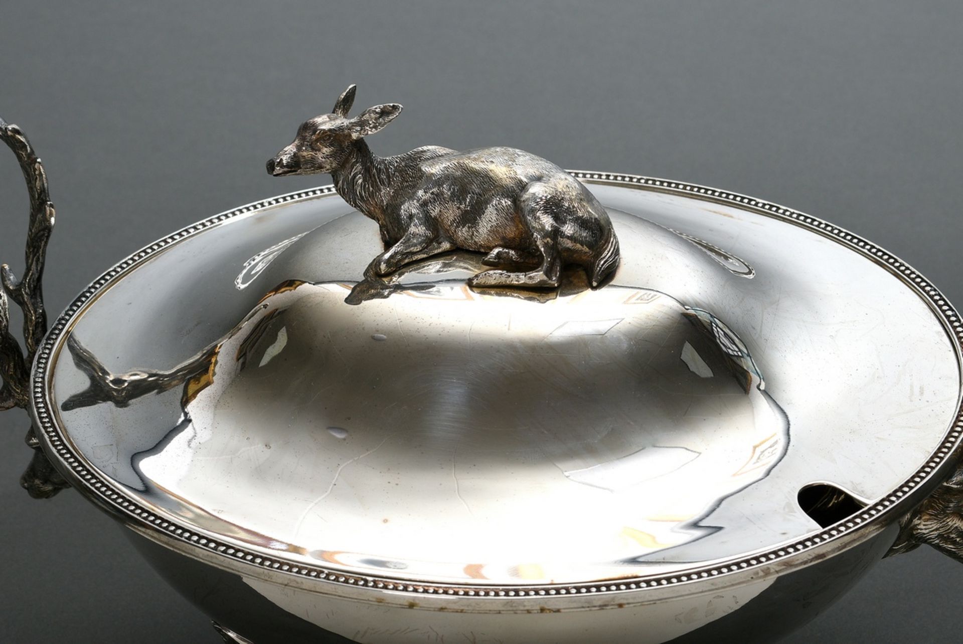 Decorative hunting lidded tureen with ovoid body on naturalistic cloven-hoofed feet and stag head h - Image 9 of 10