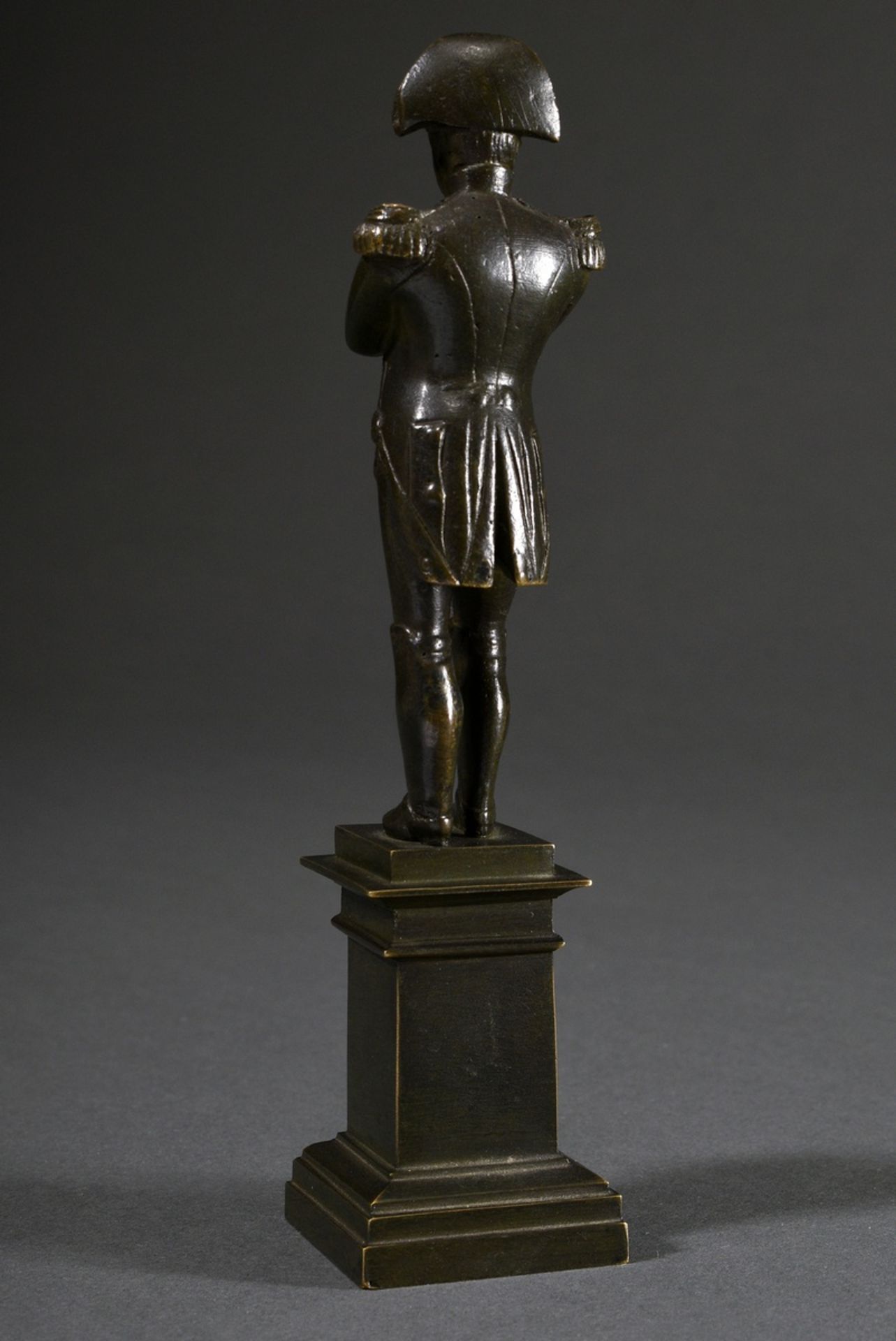 Bronze "Napoleon Bonaparte" on square pedestal, 19th c., patinated, h. 17cm (with base) - Image 3 of 6