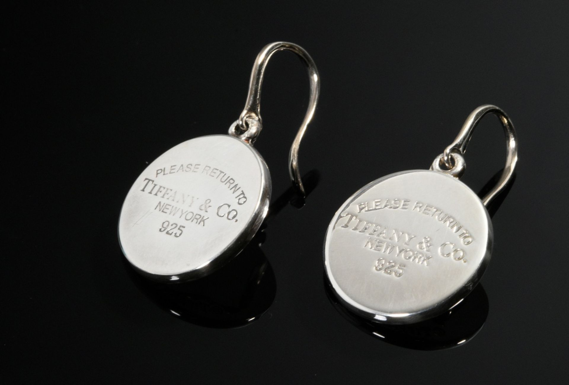 Paar Tiffany & Co Silber 925 Ohrhänger "Return to Tiffany“ auf runder Scheibe, 6,5g, Ø 15,6mm, Orig - Bild 2 aus 3
