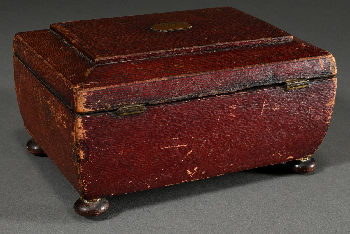 Empire jewellery box in sarcophagus form on ball feet, saffiano leather-covered wooden body with hi - Image 3 of 7