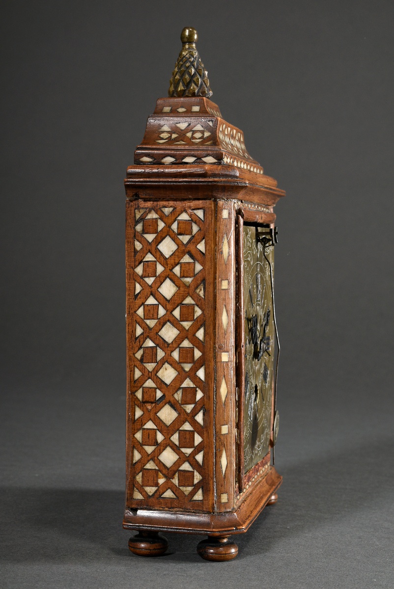 Small Vorderzappler clock in fruitwood case with geometric bone inlays and pineapple crown, florall - Image 5 of 9