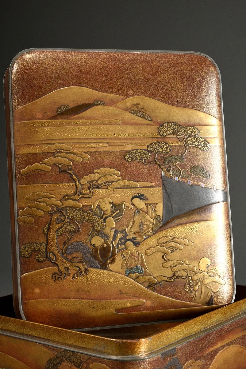 Magnificent Kobako lacquer lidded box for incense burners "Noble society in a mountainous landscape - Image 5 of 9