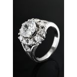 White gold 750 entourage ring with diamond solitaire (approx. 1.50ct, P1/W-TCR) in diamond bezel (t