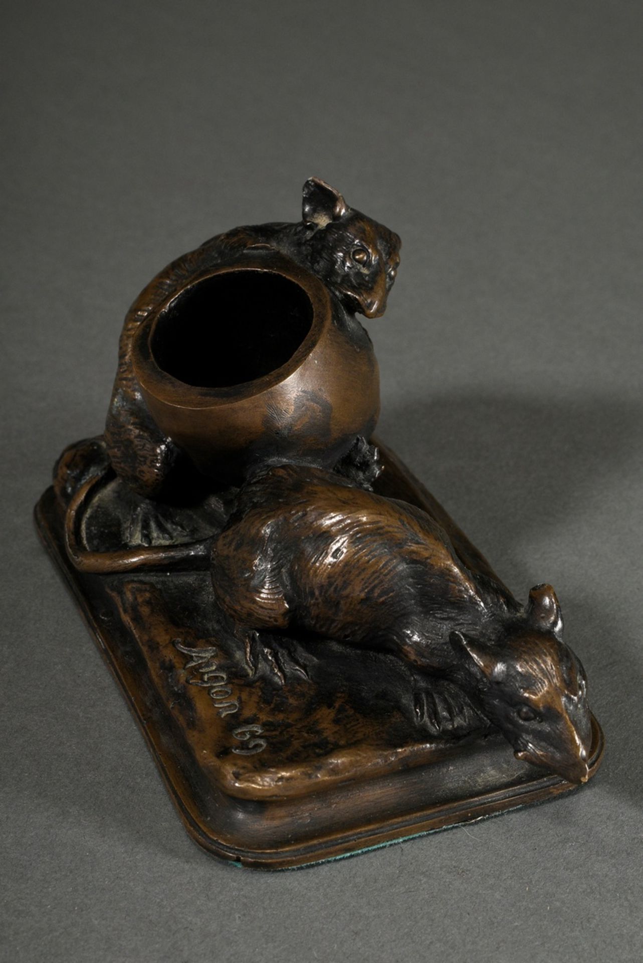 Aigon, Antonin (1837-1885) "Zwei Ratten mit Ei" 1869,  Bronze, vorne bez.: "Les Deux Rats & L'oeuf  - Bild 3 aus 6