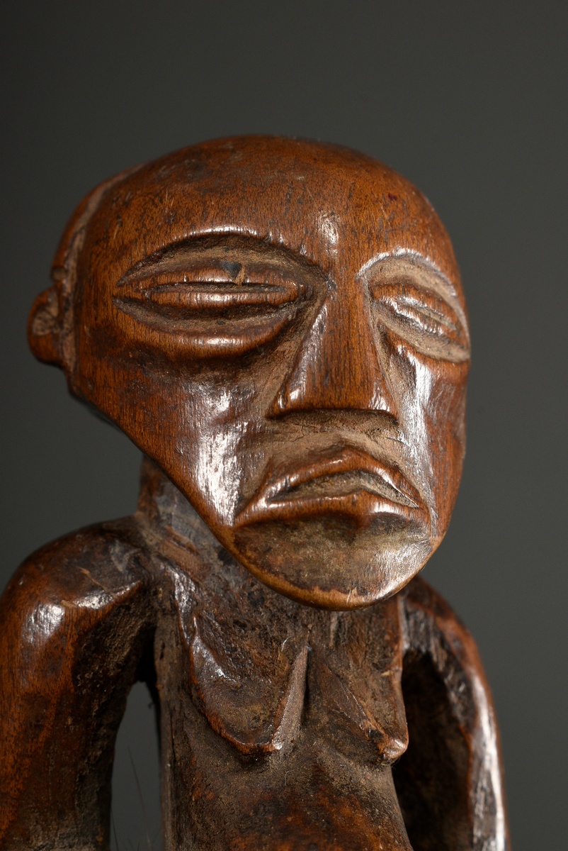 Small female figure of the Songye, Central Africa/ Congo (DRC), 1st half 20th c., wooden figure on  - Image 7 of 7