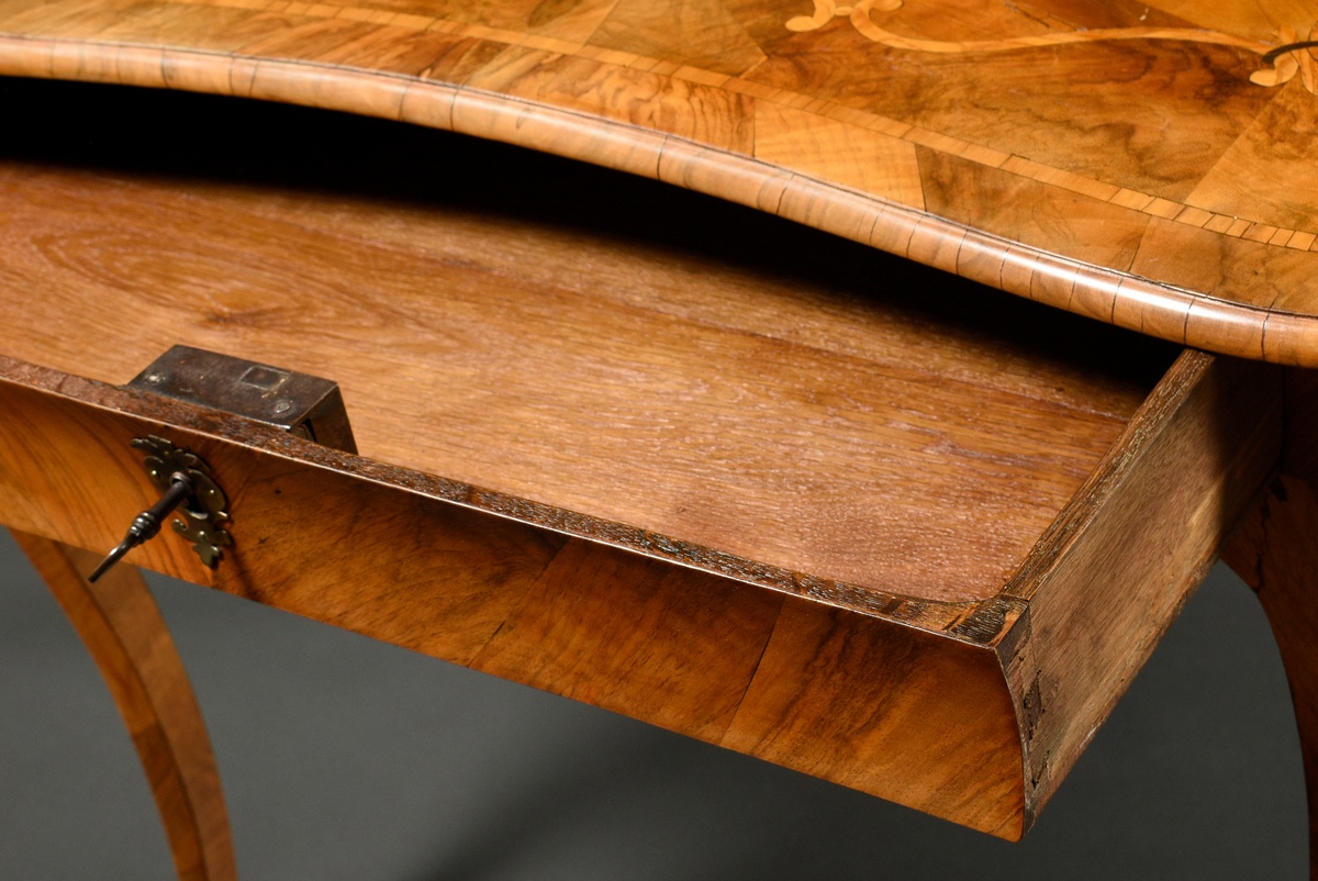 Elegant Baroque ladies desk on curved legs with star inlay on the top and drawer in cambered frame, - Image 4 of 5