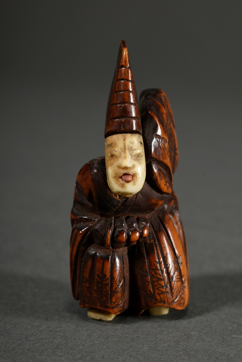 Boxwood netsuke "Sambaso New Year dancer" with movable tongue, face and feet made of bone, Japan ap - Image 4 of 5