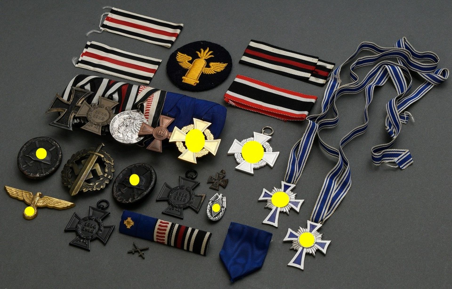 Convolute of medals, badges and ribbons, I./II. WWI: sleeve badge for artillery of the Kriegsmarine - Image 2 of 2