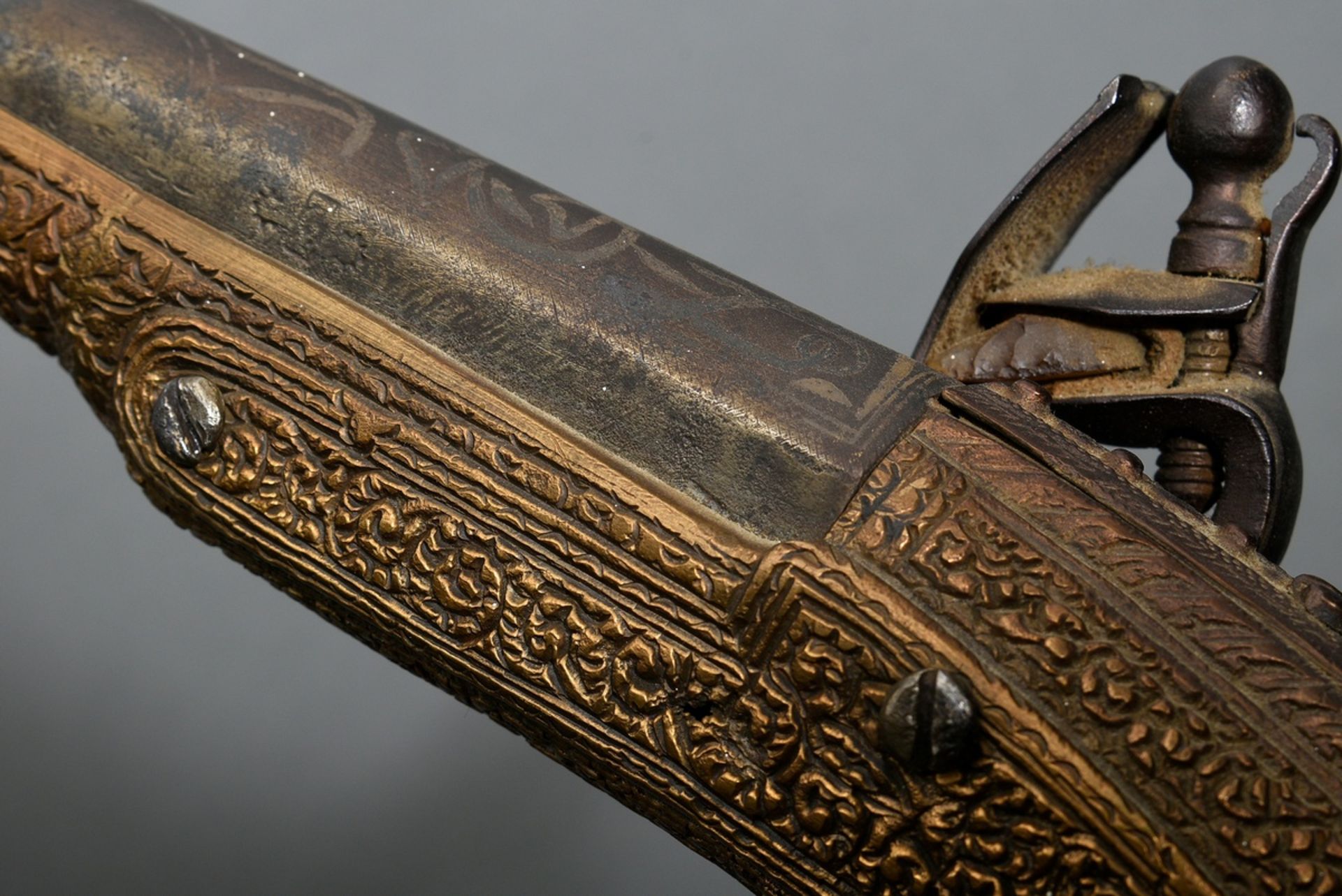2 Ottoman muzzle loading flintlock pistols, smooth bore with engraved brass overlay, calibre 14mm,  - Image 8 of 8