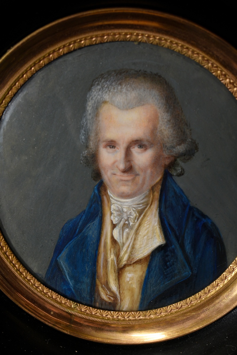 Miniature in flawless painting "Portrait of a gentleman with high forehead and powdered wig", 18th  - Image 2 of 4